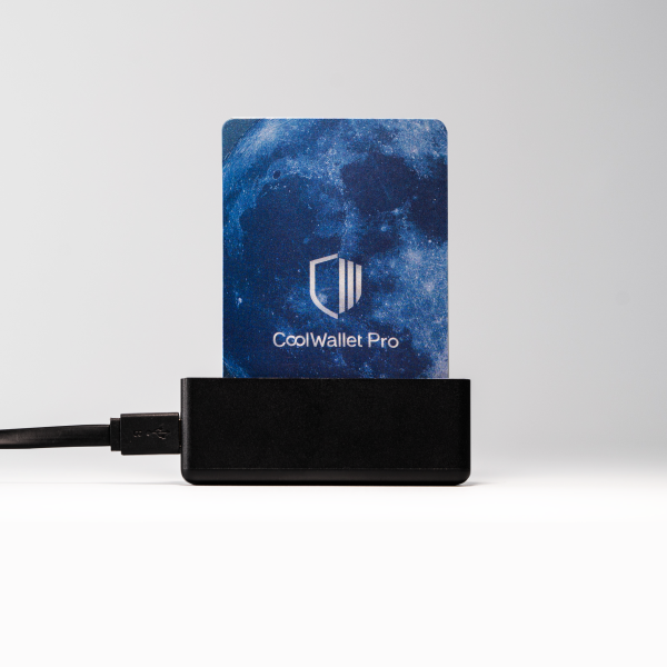 CoolWallet Charger Set